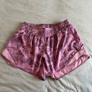Lululemon Hotty Hot Short